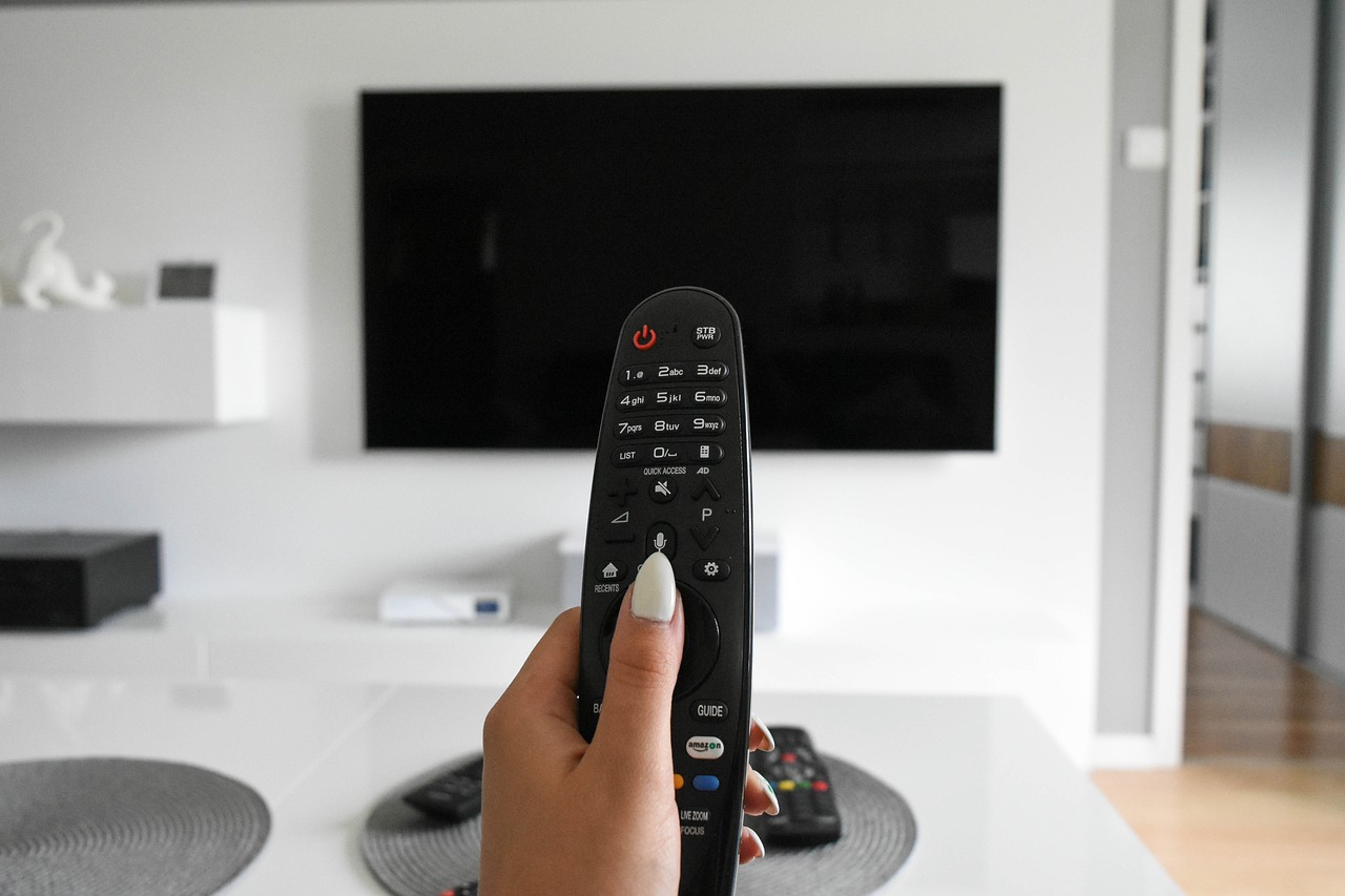 Что такое Смарт ТВ, цифровое и IPTV – чем отличаются и что лучше